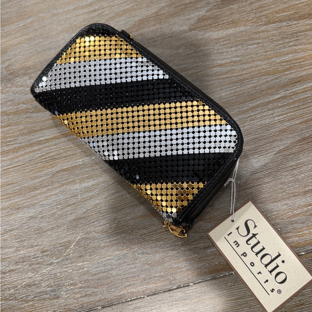 Studio Elegant Black and Gold Clutch